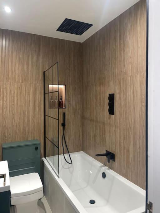 Churchview Apartments 시햄 외부 사진